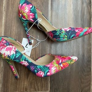 Merona Navy Floral Lanier D’orsey Pumps